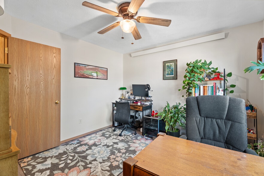 More Photos Of 1026 Cornell St, Vermillion Apartments For Sale