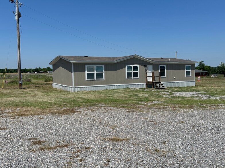 More Photos Of 45050 County Street 2590, Apache Industrial For Sale