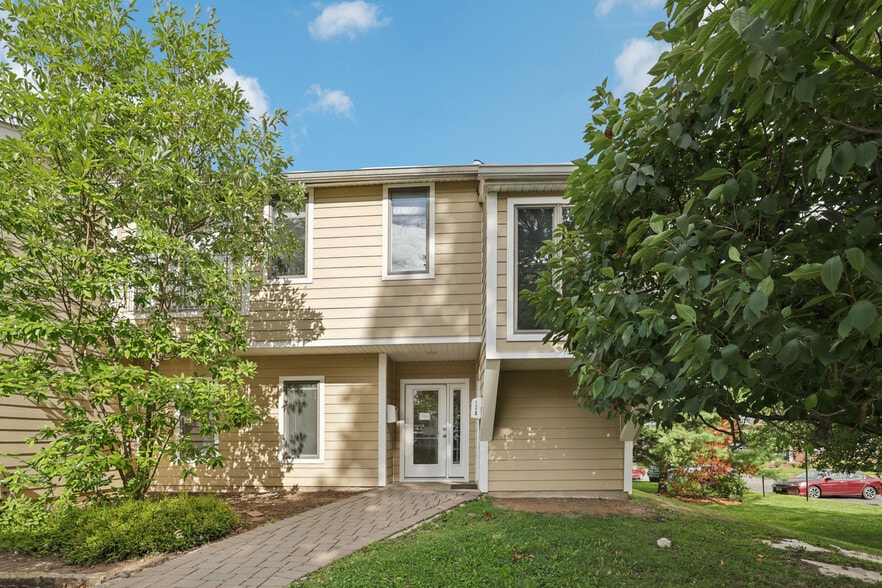 More Photos Of 362-364 Parsippany Rd, Parsippany Office For Sale