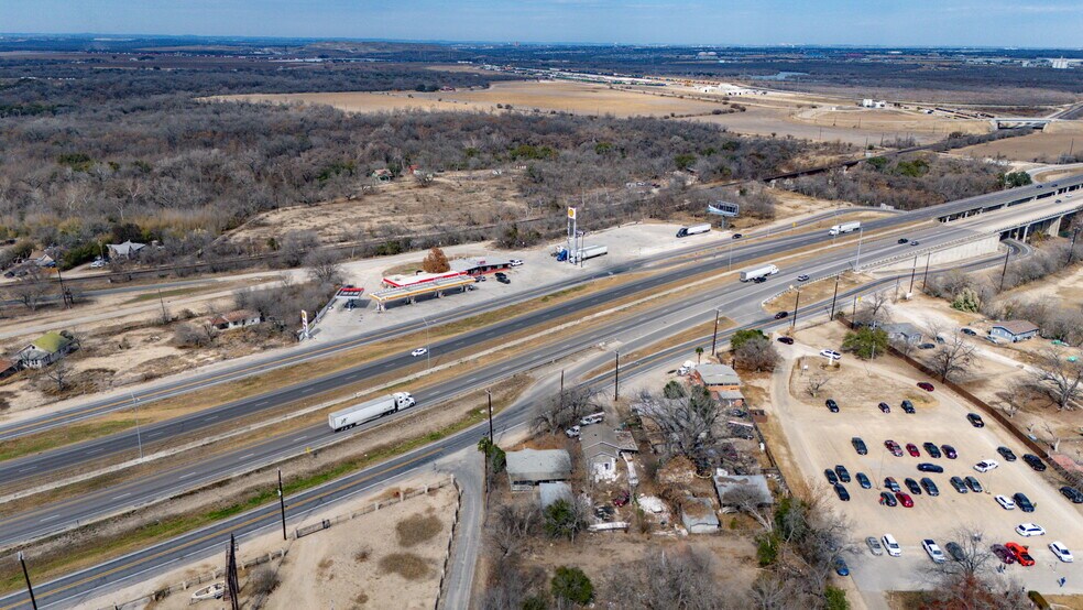 More Photos Of 13486 Interstate 35 S, Von Ormy Land For Sale