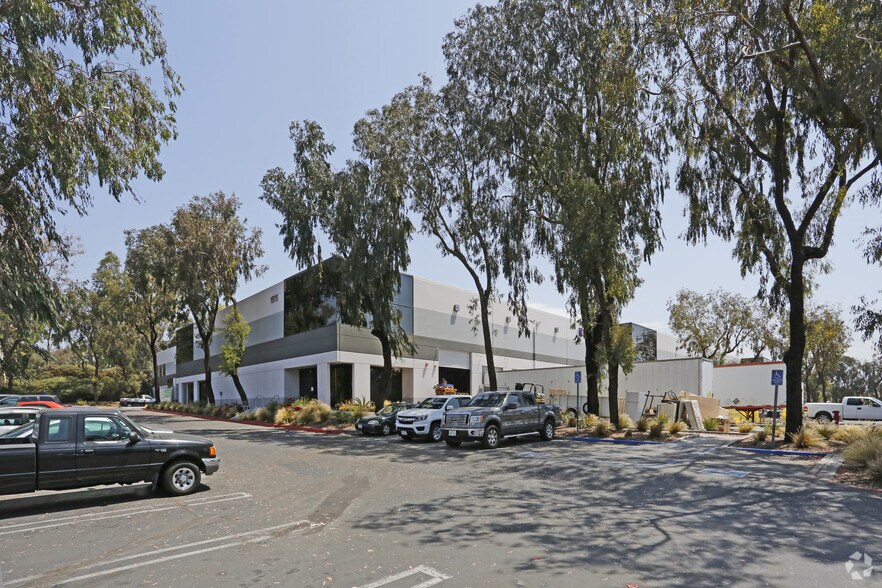 More Photos Of 1675 Brandywine Ave, Chula Vista Manufacturing For Lease