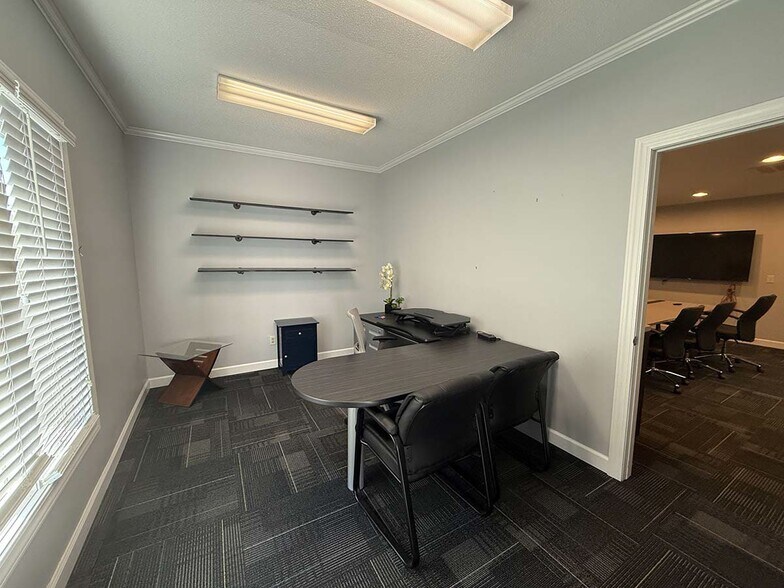 More Photos Of 27062-27100 Oakmead Dr, Perrysburg Medical For Sale