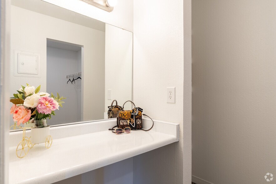 More Photos Of 9030 Betel Dr, El Paso Apartments For Sale