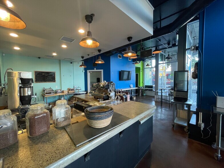 More Photos Of 1040-1080 Park Blvd, San Diego Apartments For Lease