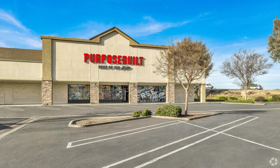 More Photos Of 3037 Sisk Rd, Modesto Unknown For Sale