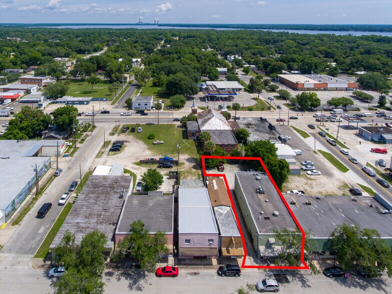 More Photos Of 910 St Johns Ave, Palatka Storefront Retail Residential For Sale