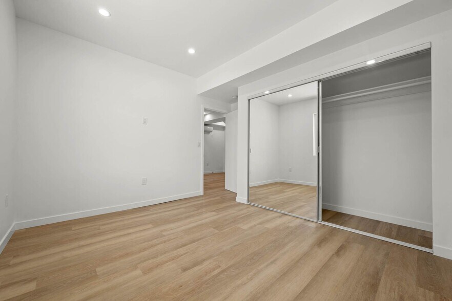 More Photos Of 8419-8425 S Western Ave, Los Angeles Apartments For Sale