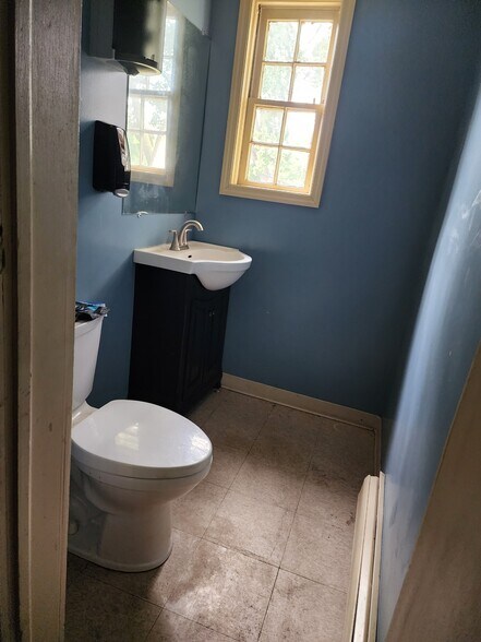 More Photos Of 63 Washington St, East Orange Office For Sale