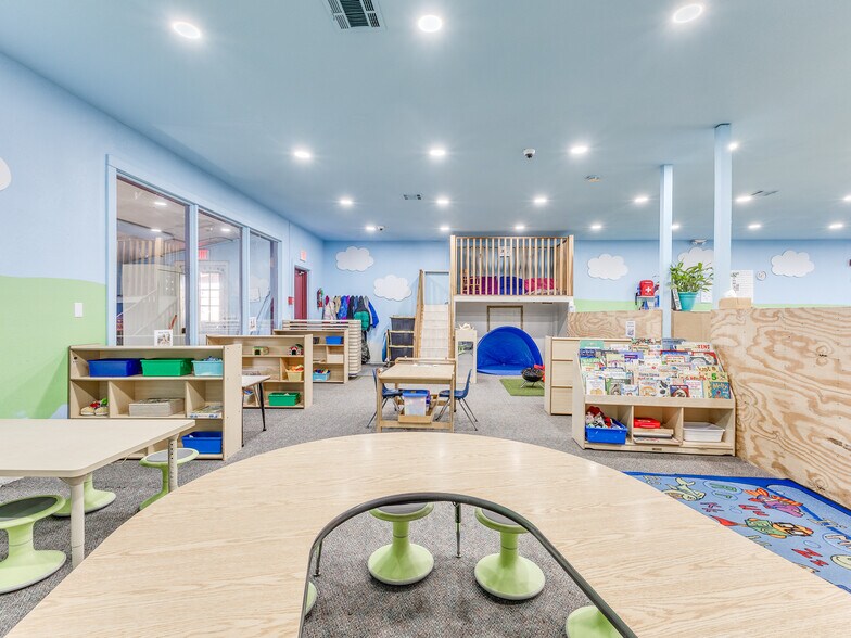 More Photos Of 305 S Chickasaw Ave, Claremore Daycare Center For Sale