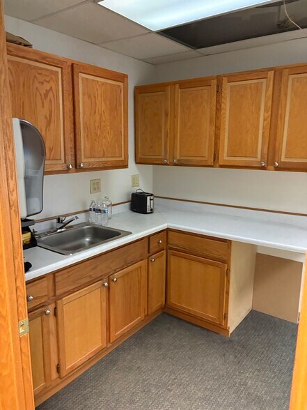 More Photos Of 219 W 1st St, Duluth Office For Lease