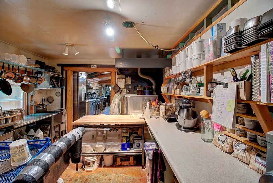 More Photos Of 300 Main St, Hot Springs Freestanding For Sale