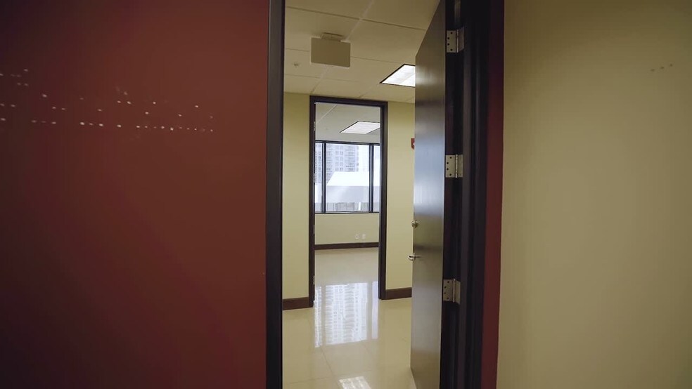 More Photos Of 1101 Brickell Ave, Miami Unknown For Lease