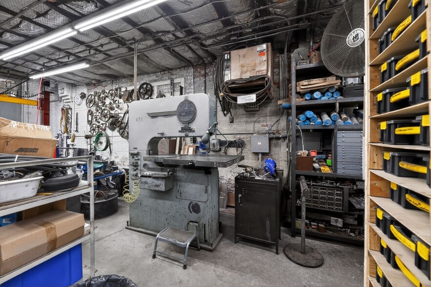 More Photos Of 3341-43 D St, Philadelphia Manufacturing For Sale