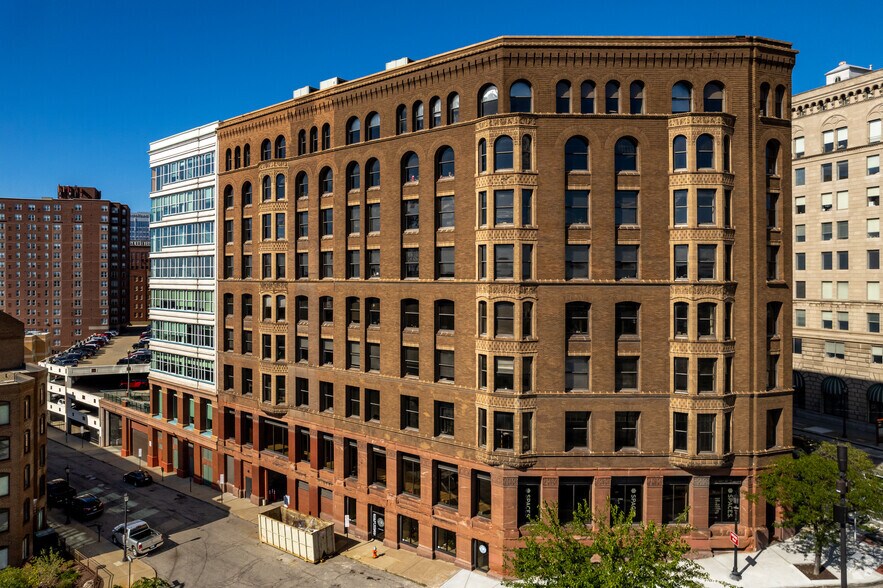 More Photos Of 1468 W 9th St, Cleveland Coworking Space