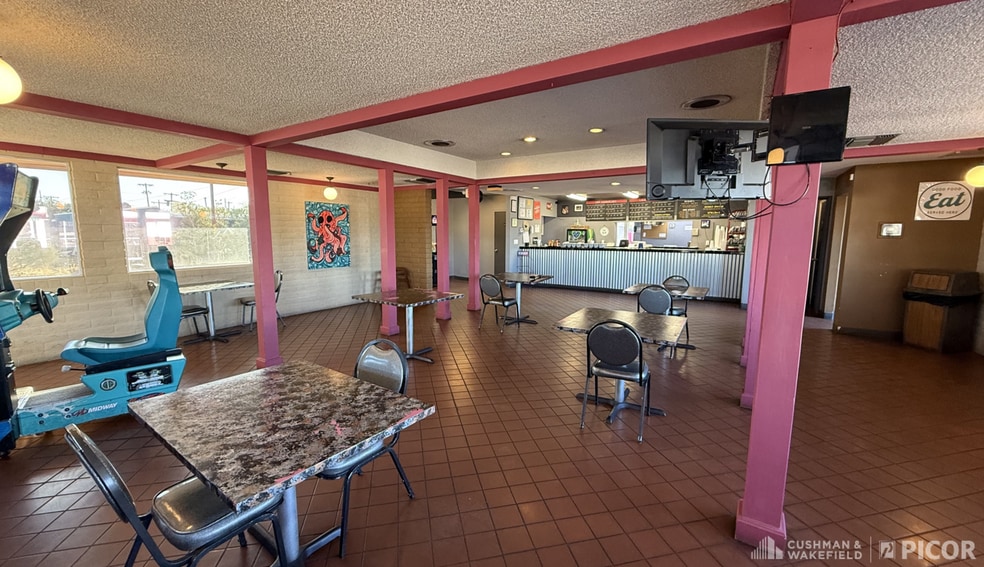 More Photos Of 5810 E 22nd St, Tucson Fast Food For Sale