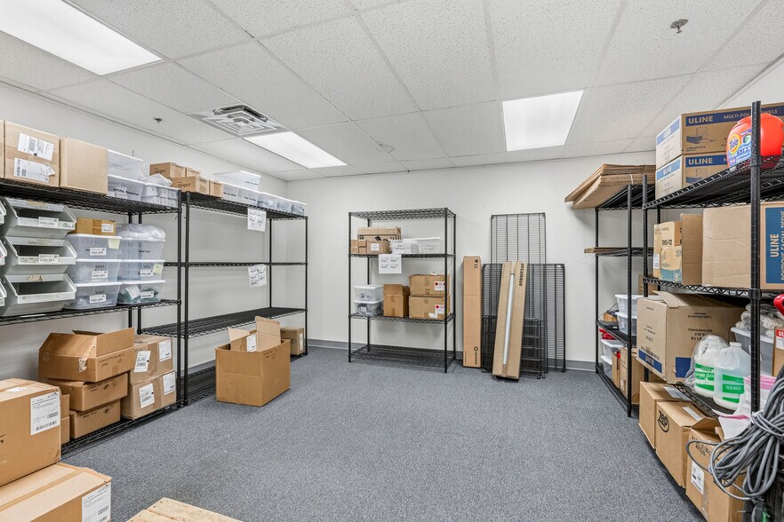 More Photos Of 950 Colwell Ln, Conshohocken Warehouse For Lease