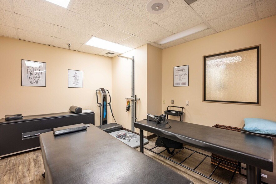 More Photos Of 6719 Gall Blvd, Zephyrhills Medical For Sale