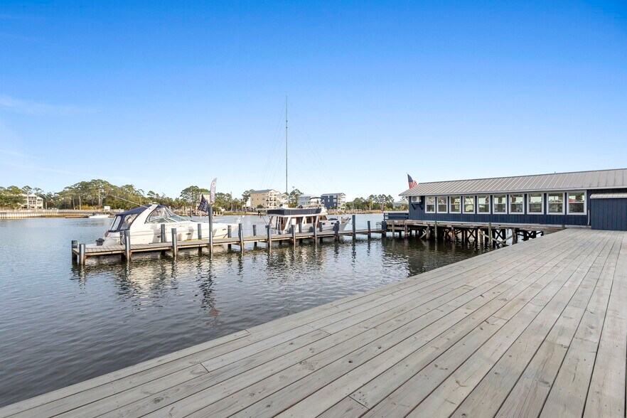 More Photos Of 275 Timber Island Rd, Carrabelle Restaurant For Sale