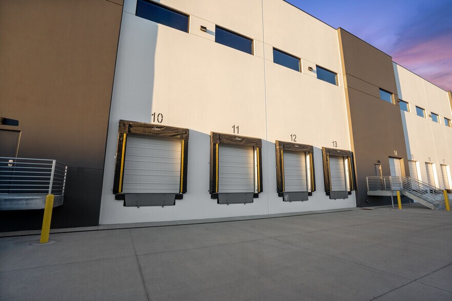 More Photos Of 7352 S Airport Rd, West Jordan Manufacturing For Lease