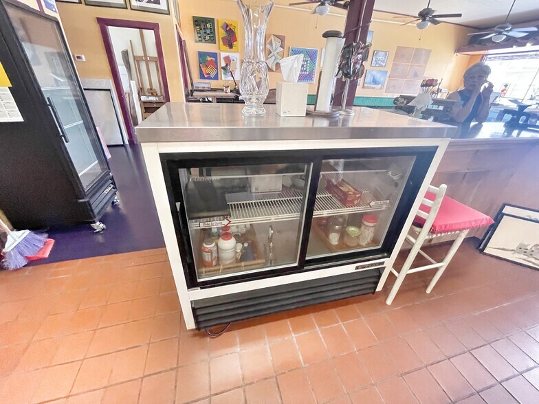 More Photos Of 7-9 Main St, Isleton Storefront Retail Residential For Sale