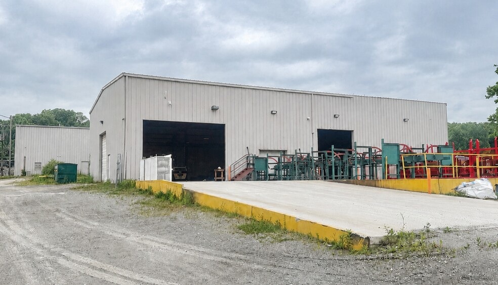 More Photos Of 8324 Eagle Dr, Mechanicsville Manufacturing For Lease