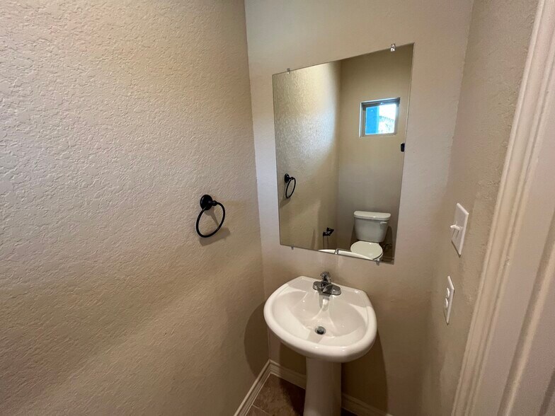 More Photos Of 6414 Luglio Ln, San Antonio Apartments For Sale