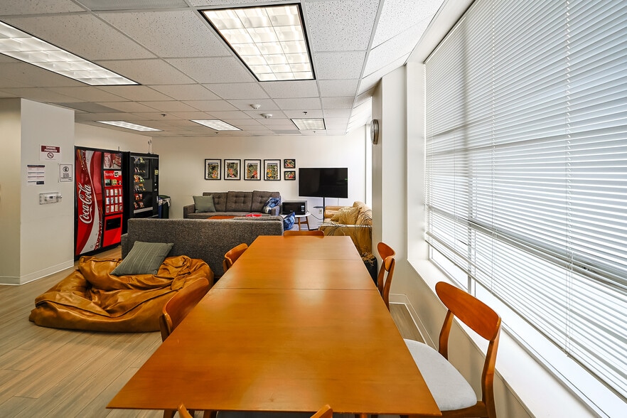 More Photos Of 311 S Spring St, Los Angeles Office For Sale