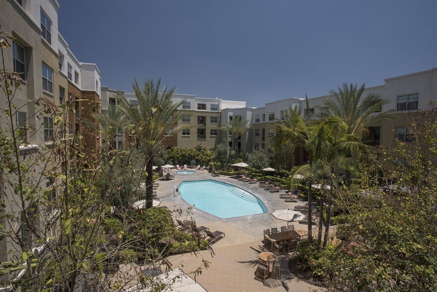 More Photos Of 700 S Myrtle Ave, Monrovia Apartments For Lease