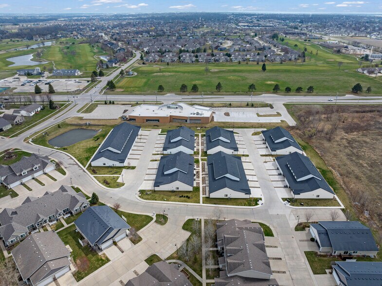 More Photos Of 3656 NE Marissa Ln, Ankeny Apartments For Sale