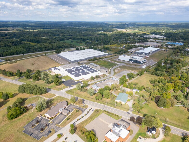 More Photos Of 6800 N Chestnut St, Ravenna Warehouse For Sale