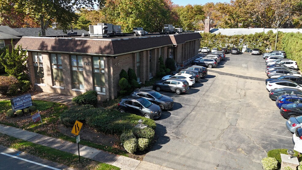 Primary Photo Of 25-15 Fair Lawn Ave, Fair Lawn Medical For Sale
