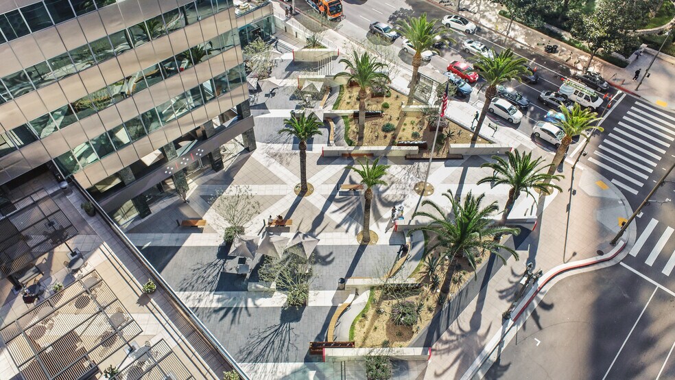 More Photos Of 444 S Flower St, Los Angeles Office For Lease