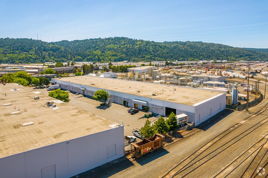 More Photos Of 3315 NW 26th Ave, Portland Unknown For Lease