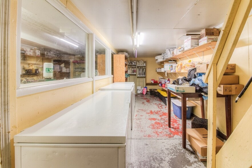 More Photos Of 1319 E 1st Ave, Zillah Restaurant For Sale