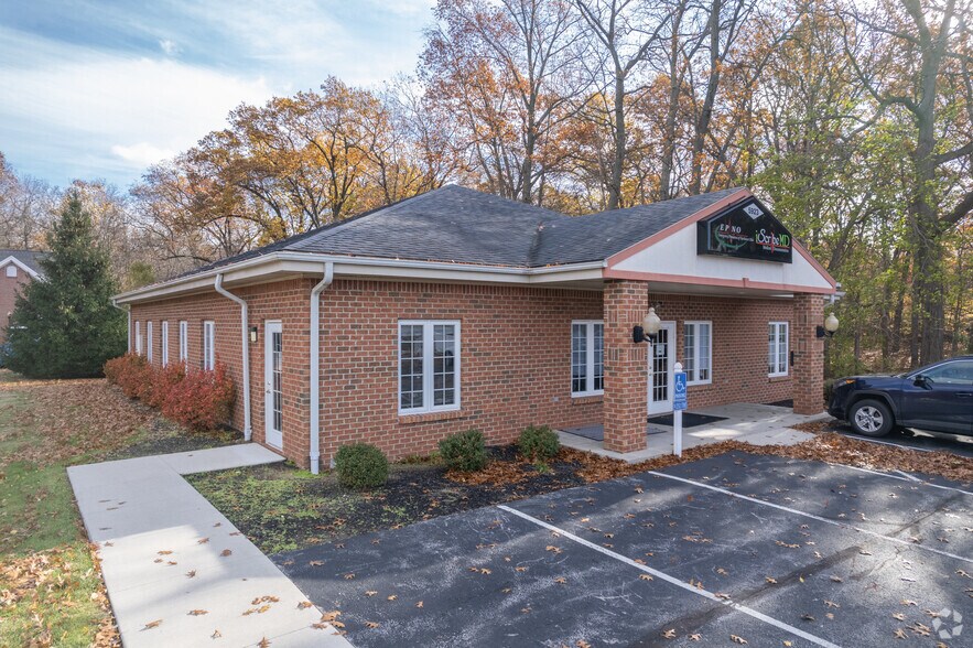 More Photos Of 5923 Renaissance Pl, Toledo Office For Lease