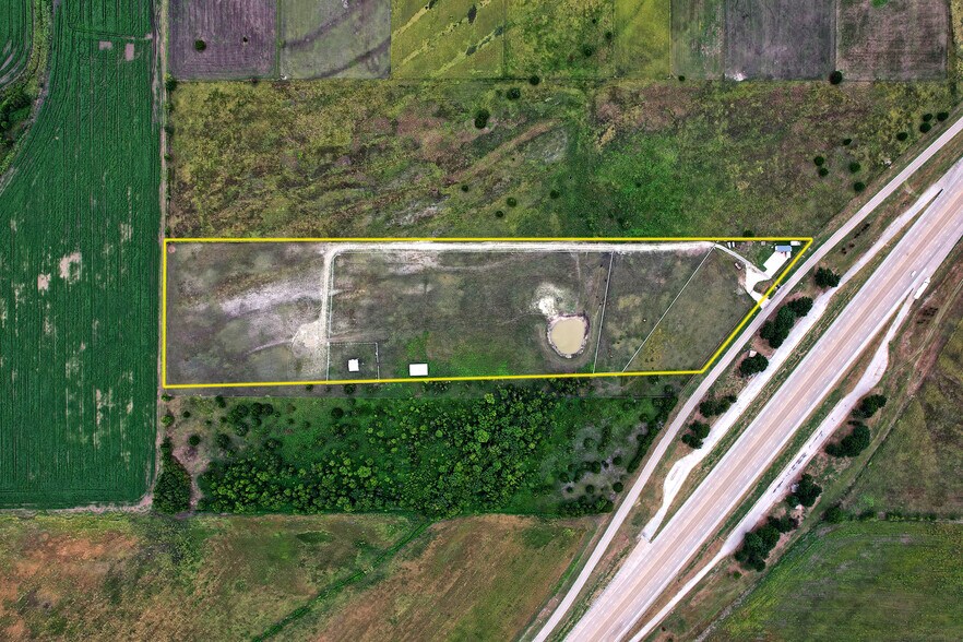 More Photos Of 6882 N Interstate Highway 35 E, Waxahachie Land For Sale
