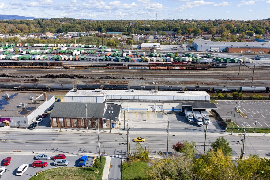 Primary Photo Of 1621 N 7th St, Harrisburg Warehouse For Sale