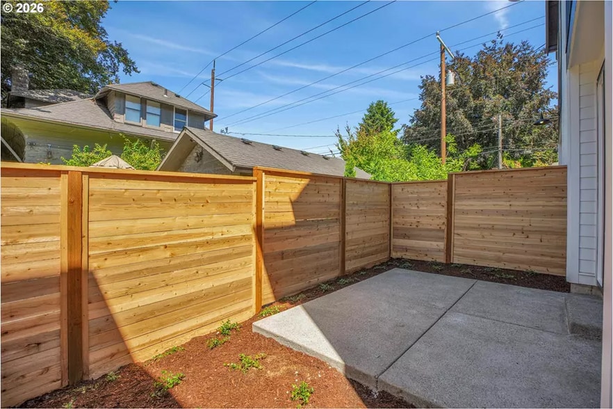 More Photos Of 8426 E Burnside St, Portland Apartments For Sale