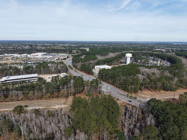 More Photos Of 280 Old Bridge Dr, Bluffton General Retail For Lease