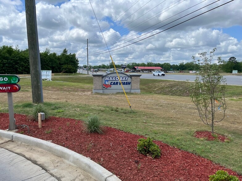 More Photos Of 2018 US-441 S, Dublin Carwash For Sale