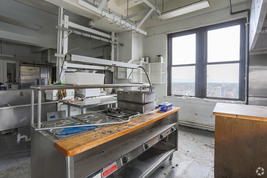 Photo of 21st Floor Ste 2100 - West