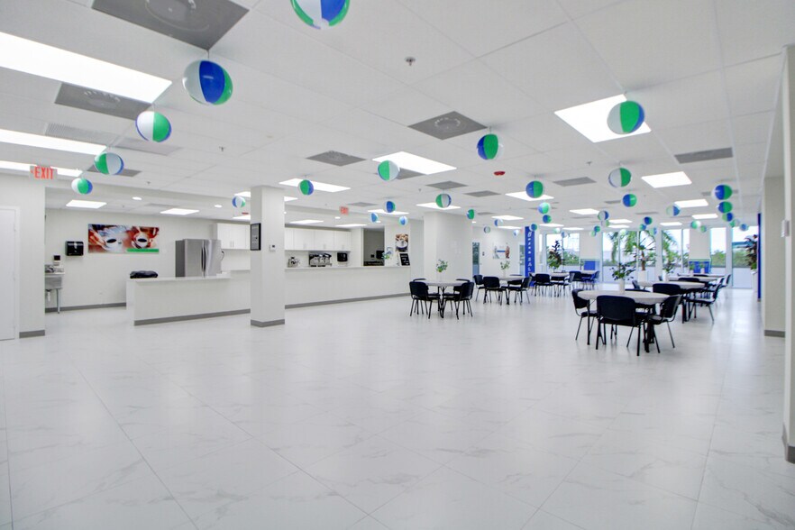 More Photos Of 304 N Krome Ave, Homestead Medical For Lease