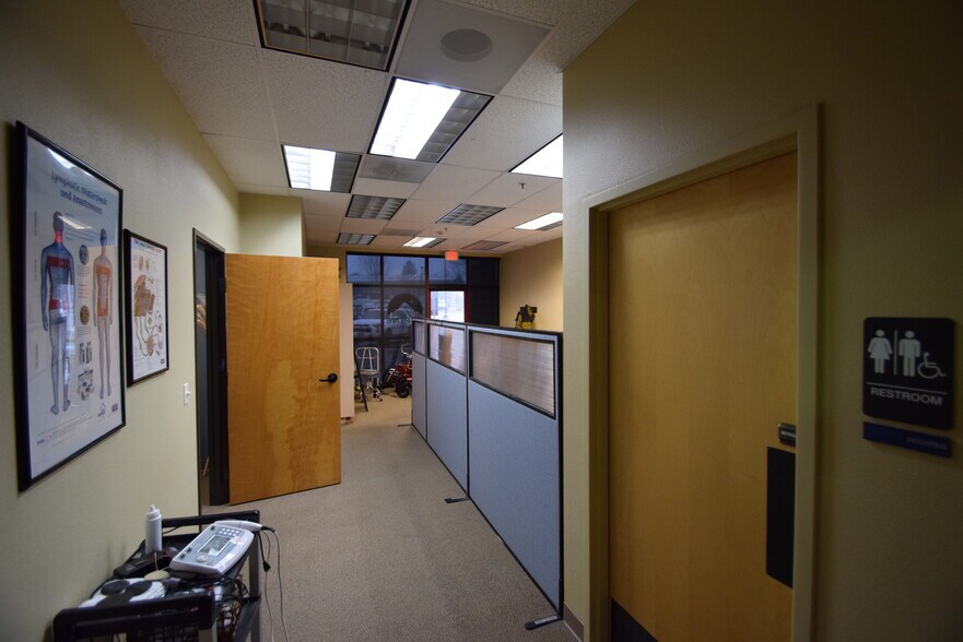 More Photos Of 336 SW Cyber Dr, Bend Loft Creative Space For Lease