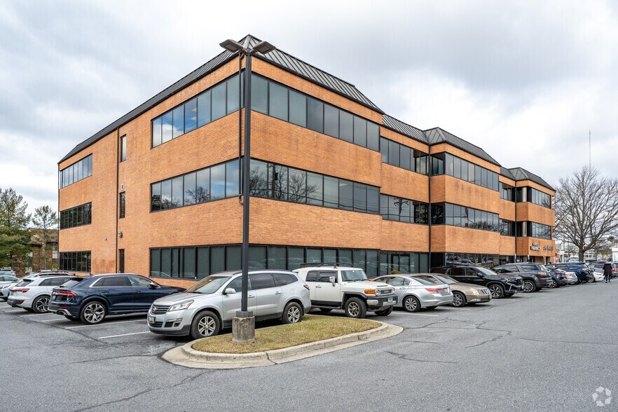 Primary Photo Of 516 N Rolling Rd, Catonsville Medical For Lease