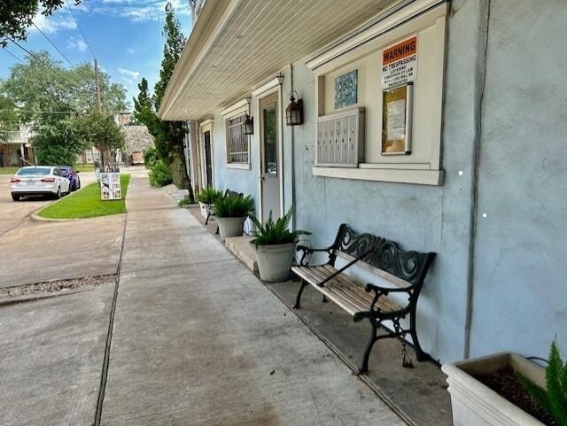 More Photos Of 3803 Bute St, Houston Storefront Retail Residential For Sale
