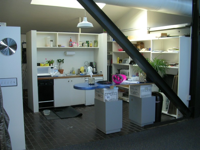 More Photos Of 950 Battery St, San Francisco Office For Lease