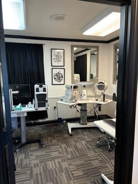 More Photos Of 2204 Crestmoor Rd, Nashville Medical For Lease