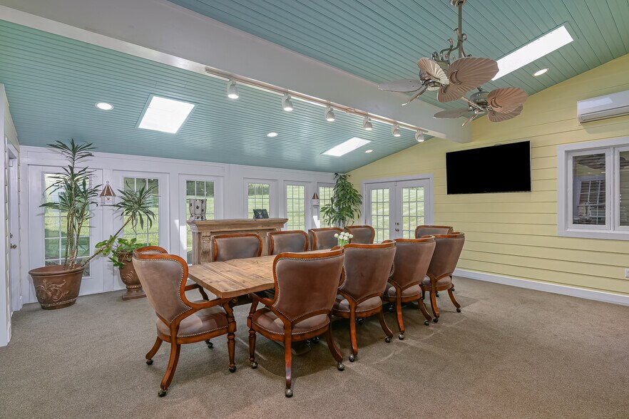 More Photos Of 97 Grayrock Rd, Clinton Township Office For Lease
