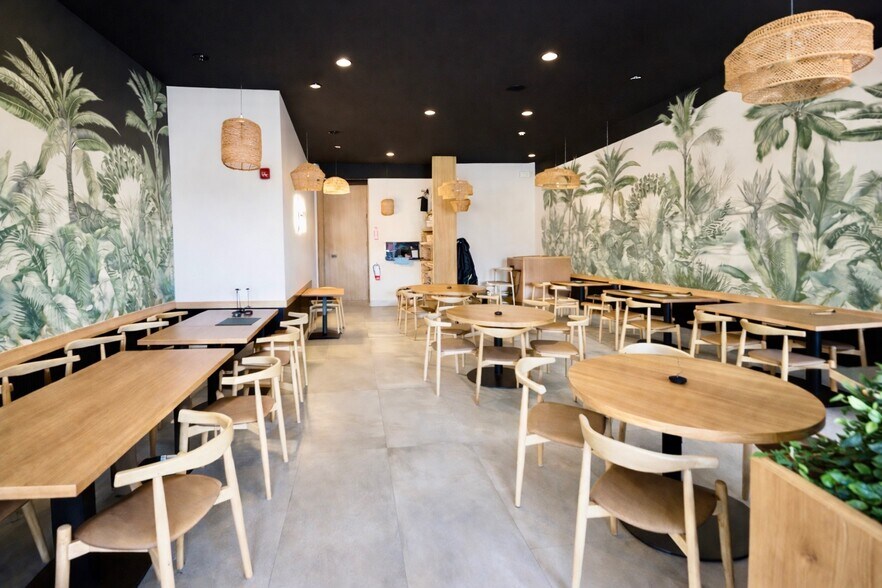 More Photos Of 4105 Park Ave, Union City Restaurant For Sale