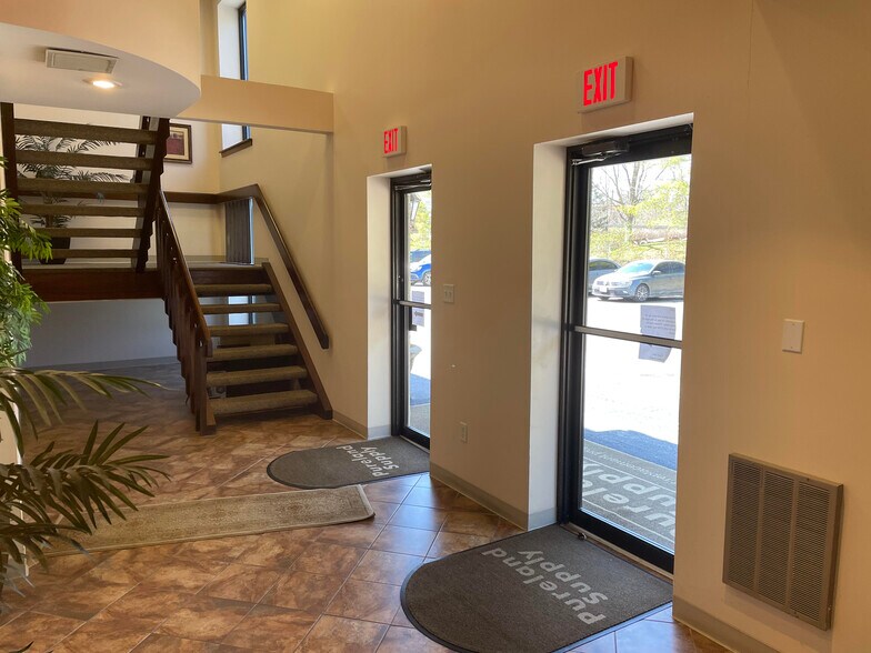 More Photos Of 210 Gale Ln, Kennett Square Light Distribution For Sale